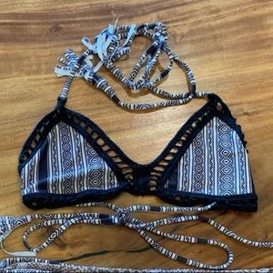 Acacia Polynesia Andy Top